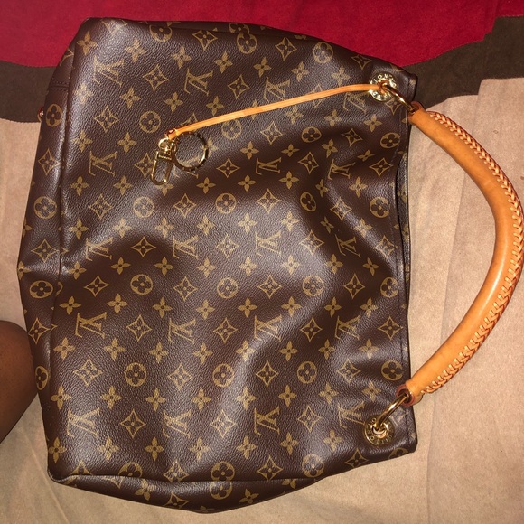 Authentic Louis Vuitton Bag w/ dust bag - Picture 4 of 8